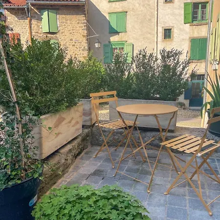 Dolce Du Puy - Wifi Ground Floor Apartment *